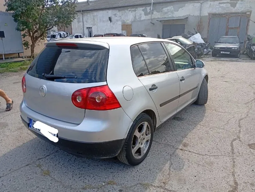 Volkswagen Golf 2005 год Тирасполь Tiraspol - fotografie 5