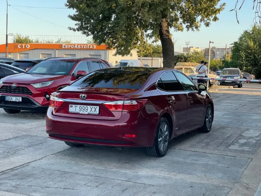 Lexus ES 2013 год Бендеры Бендеры - изображение 3