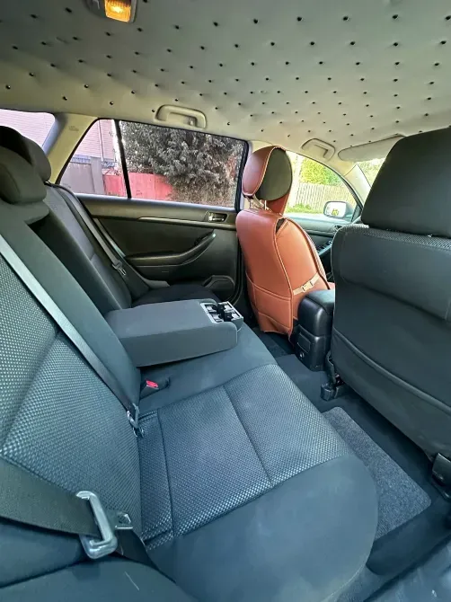 Toyota Avensis 2006 год Рыбница Рыбница - изображение 10