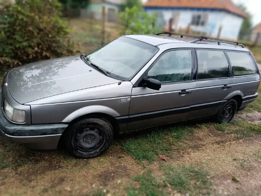 Volkswagen Passat 1989 год Тирасполь Tiraspol - fotografie 3