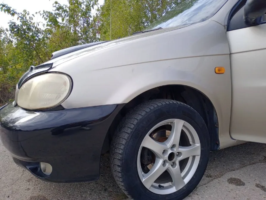 Kia Carnival 1999 год Рыбница Рыбница - изображение 2