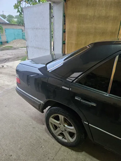 Mercedes E-Class 1994 год Тирасполь Tiraspol - fotografie 2