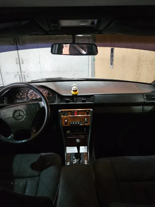 Mercedes E-Class 1994 год Тирасполь Tiraspol - fotografie 5