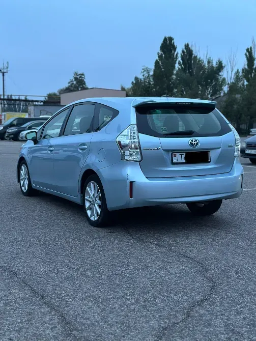 Toyota Prius V 2012 год Тирасполь Тирасполь - изображение 5