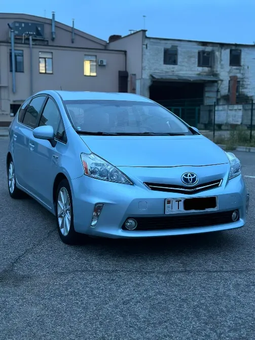 Toyota Prius V 2012 год Тирасполь Тирасполь - изображение 1