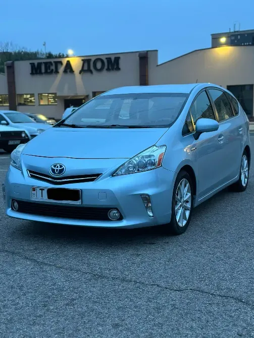 Toyota Prius V 2012 год Тирасполь Тирасполь - изображение 3