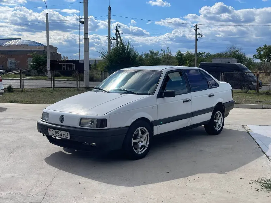 Volkswagen Passat 1990 год Тирасполь Тирасполь - изображение 2