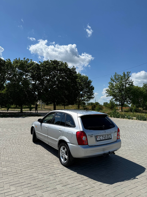 Mazda 323 2003 год Тирасполь Tiraspol - fotografie 3