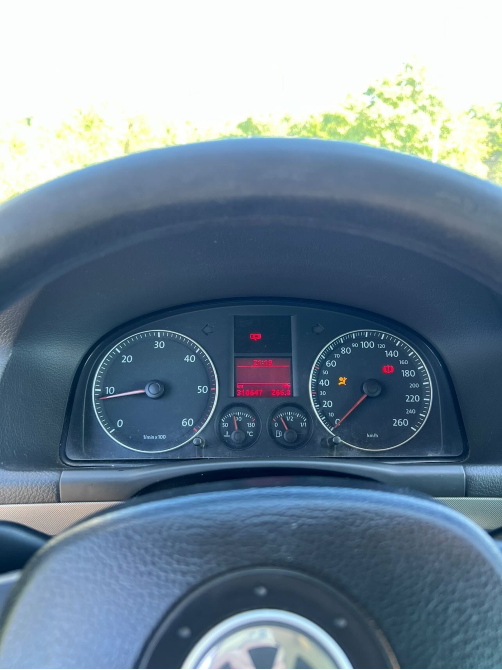 Volkswagen Touran 2004 год Рыбница Rîbnița - fotografie 1