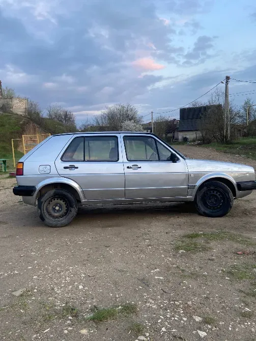 Volkswagen Golf 1987 год Тирасполь Тирасполь - изображение 5