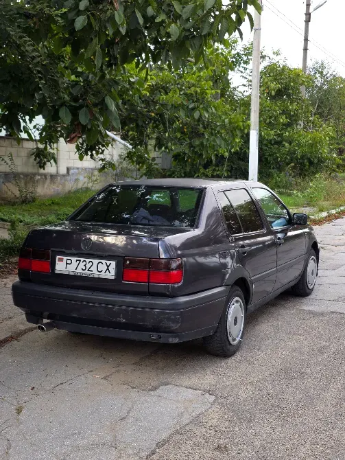 Volkswagen Vento 1993 год Дубоссары Дубоссары - изображение 3