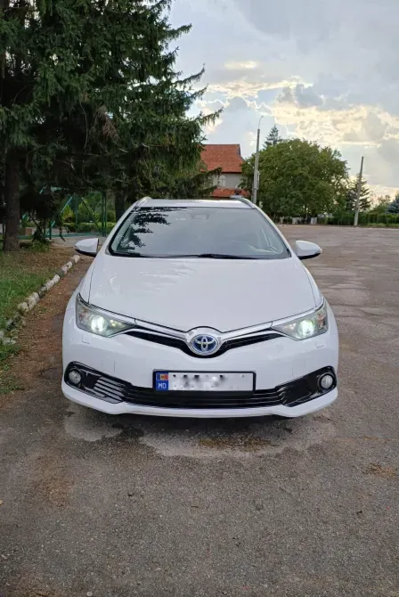 Toyota Auris 2016 год Тирасполь Тирасполь - изображение 2