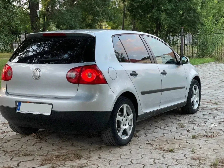 Volkswagen Golf 2004 год Тирасполь Тирасполь - изображение 2