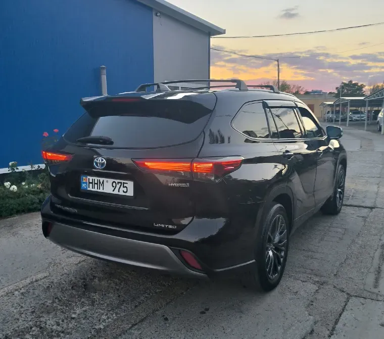 Toyota Highlander 2021 год Тирасполь Тирасполь - изображение 3