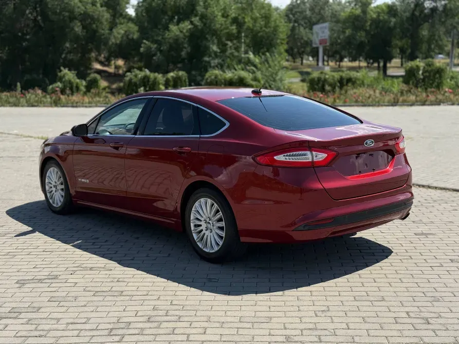 Ford Fusion 2013 год Бендеры Бендеры - изображение 4