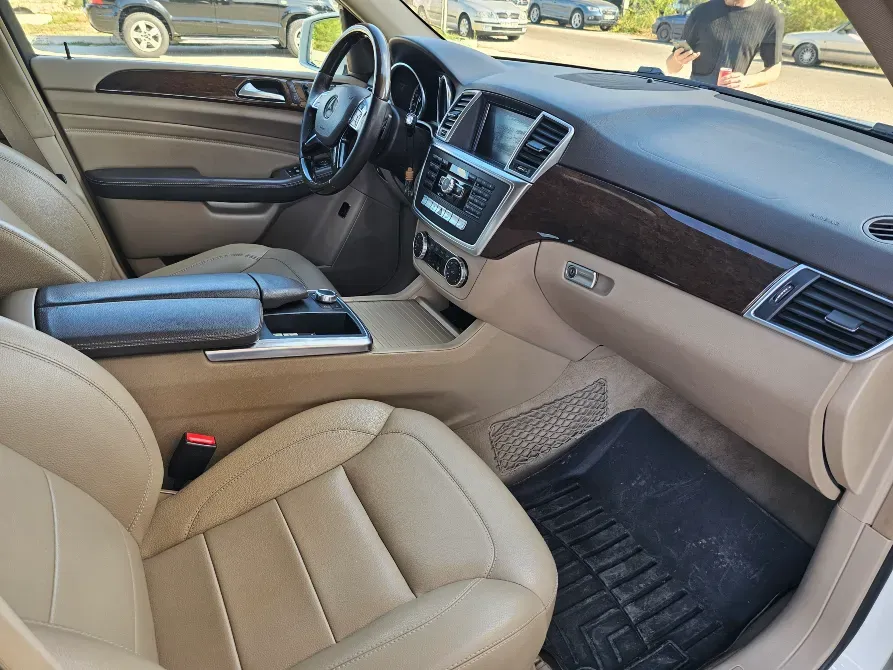 Mercedes M-Class 2013 год Тирасполь Tiraspol - fotografie 9