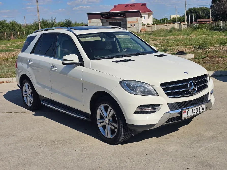 Mercedes M-Class 2013 год Тирасполь Tiraspol - fotografie 3