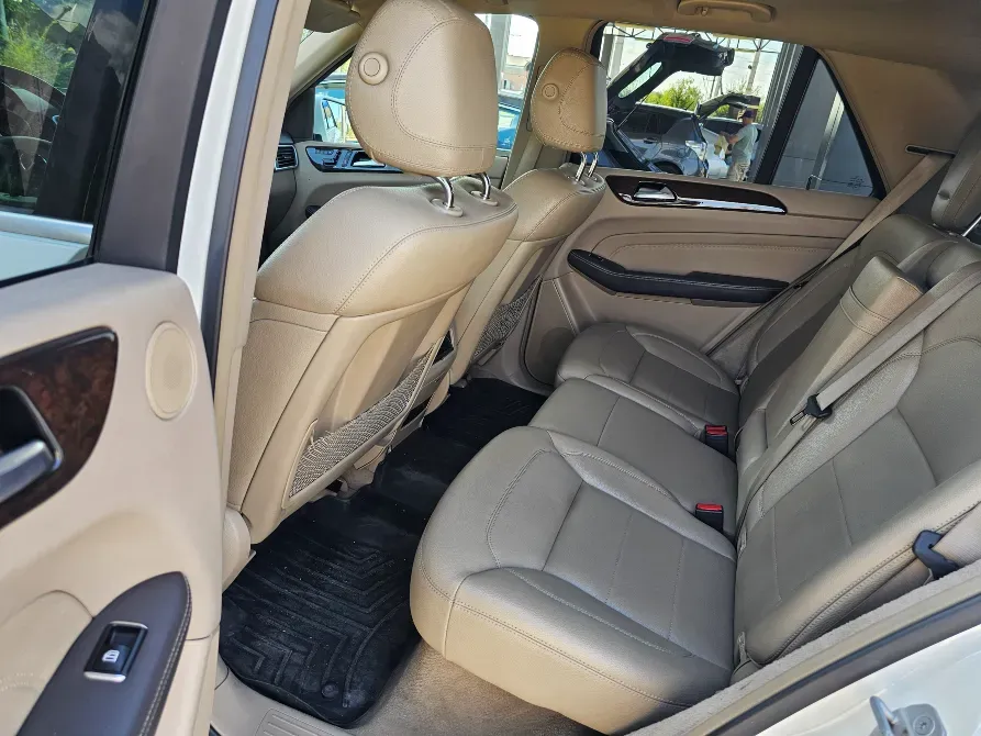 Mercedes M-Class 2013 год Тирасполь Tiraspol - fotografie 8