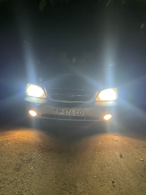 Kia Carnival 2005 год Бендеры Бендеры - изображение 7
