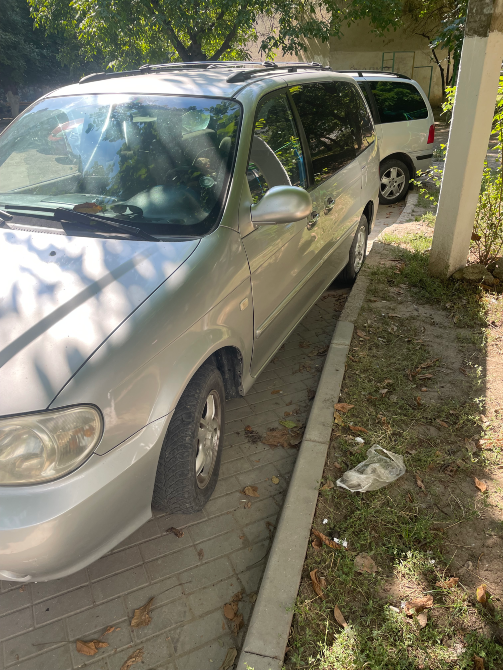 Kia Carnival 2005 год Бендеры Бендеры - изображение 9