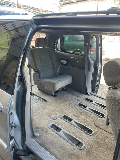 Kia Carnival 2005 год Бендеры Бендеры - изображение 5