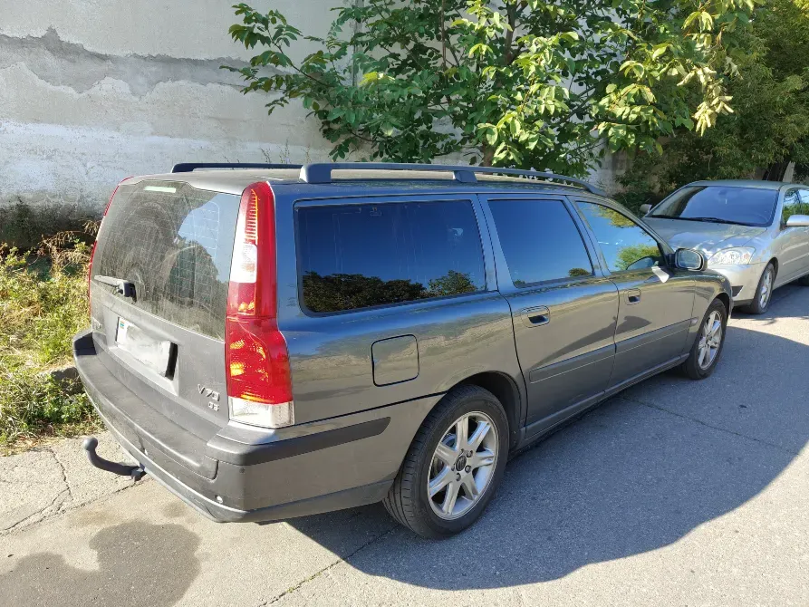 Volvo V70 2004 год Бендеры Bender - fotografie 4