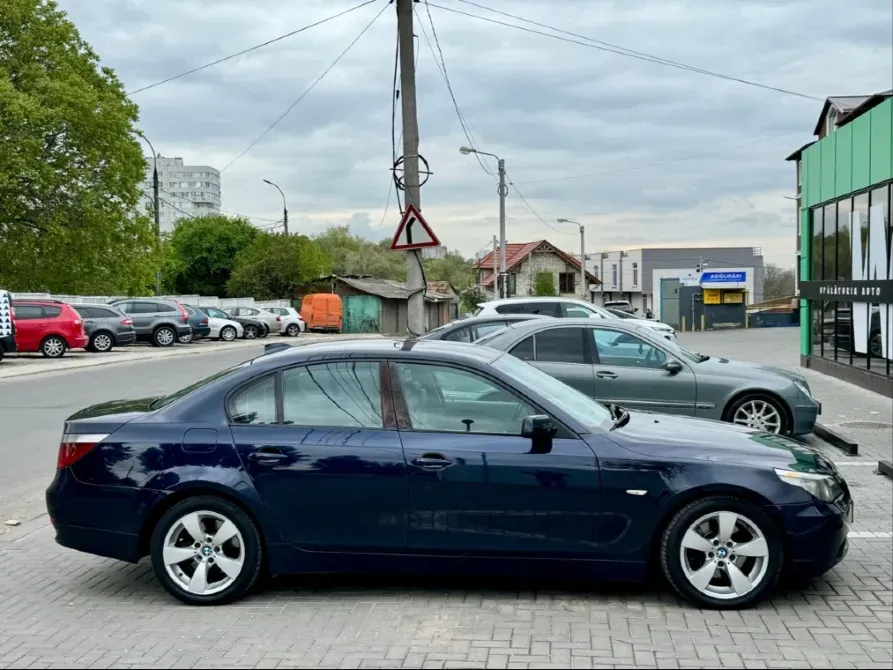 BMW 5 Series 2004 год Бендеры Бендеры - изображение 3