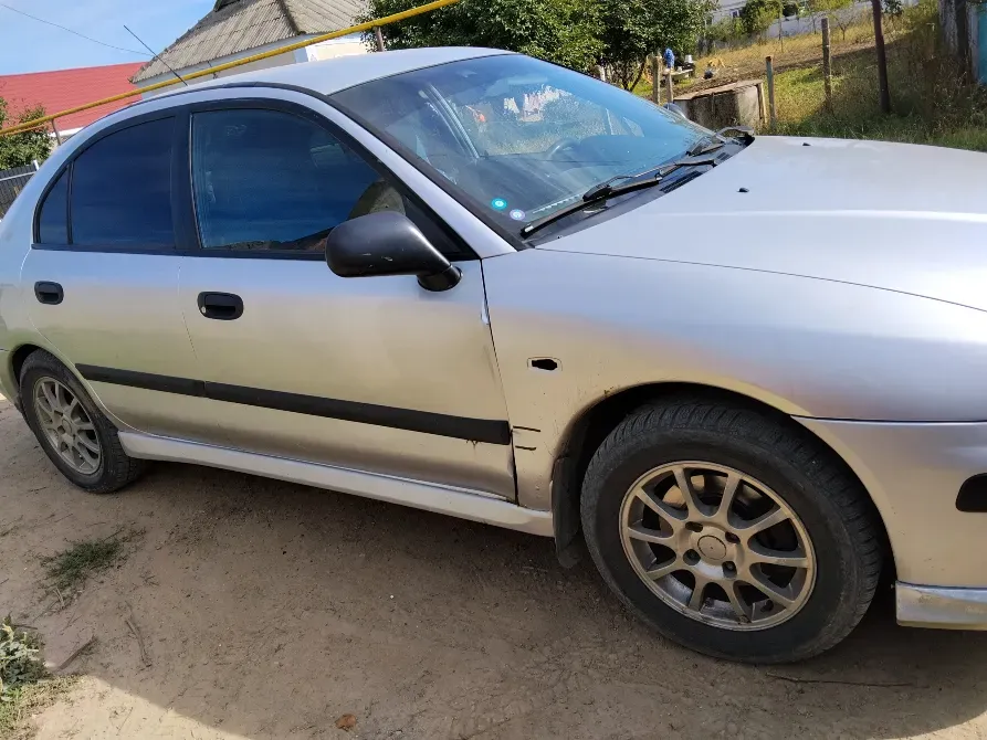 Mitsubishi Carisma 2002 год Тирасполь Тирасполь - изображение 4