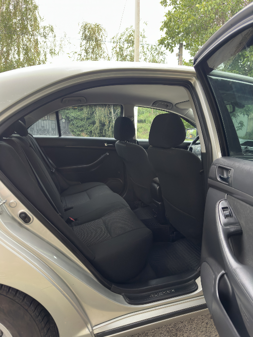 Toyota Avensis 2004 год Дубоссары Дубоссары - изображение 8