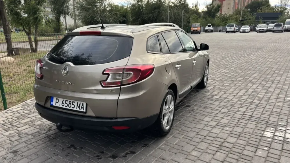 Renault Megane 2012 год Тирасполь Тирасполь - изображение 2