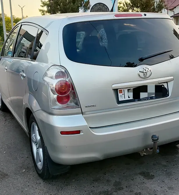 Toyota Corolla Verso 2005 год Григориополь Григориополь - изображение 2