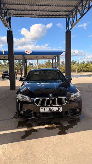 BMW 5 Series 2102 год Парканы Парканы - изображение 1