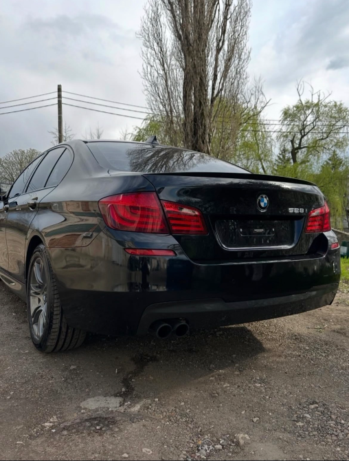 BMW 5 Series 2102 год Парканы Парканы - изображение 3