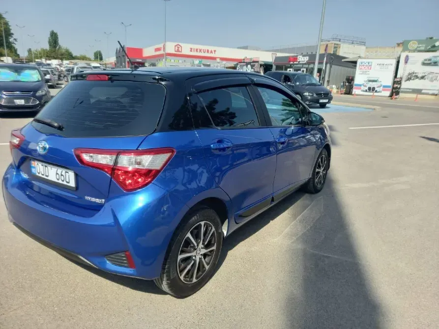 Toyota Prius 2018 год Тирасполь Тирасполь - изображение 4