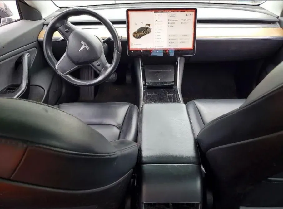 Tesla Model 3 2019 год Тирасполь Тирасполь - изображение 5