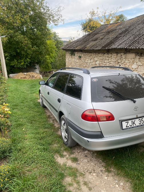 Toyota Avensis 2001 год Каменка Каменка - изображение 3