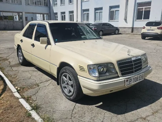 Mercedes E-Class 1994 год Рыбница Рыбница