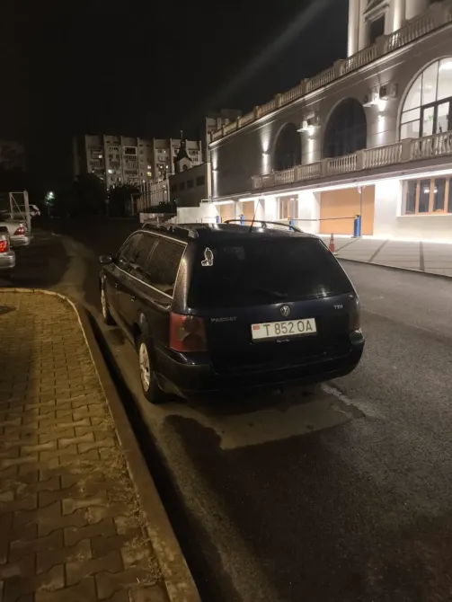 Volkswagen Passat 2003 год Ближний Хутор Ближний Хутор - изображение 3