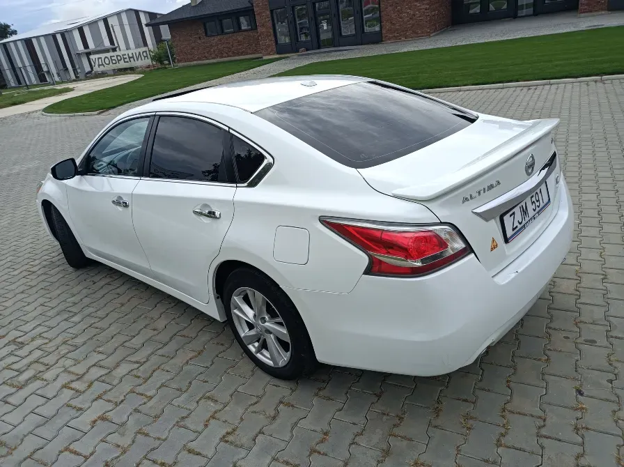 Nissan Altima 2015 год Тирасполь Тирасполь - изображение 5