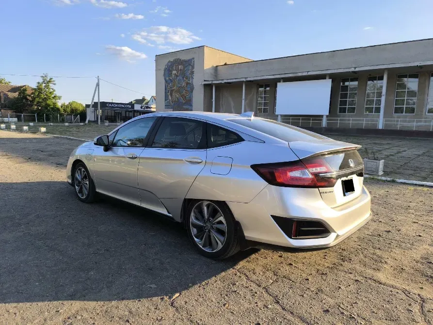 Honda Clarity 2018 год Тирасполь Тирасполь - изображение 4