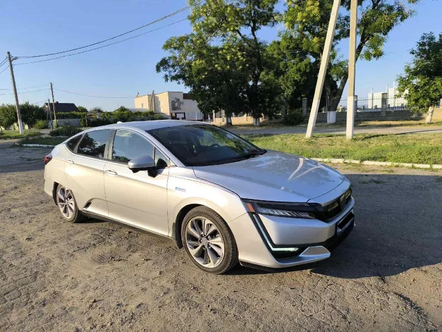 Honda Clarity 2018 год Тирасполь Тирасполь - изображение 2