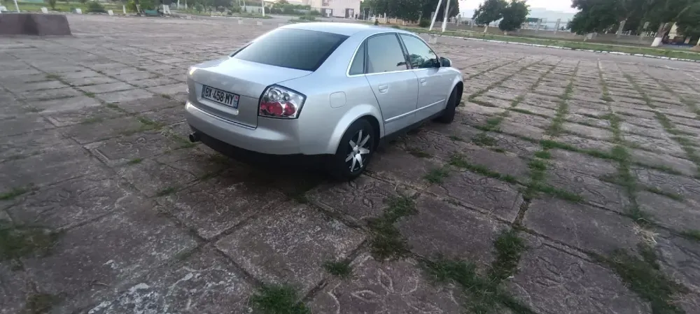 Audi A4 2002 год Бендеры Бендеры - изображение 3