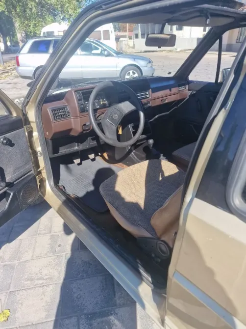 Volkswagen Golf 1993 год Тирасполь Tiraspol - fotografie 6
