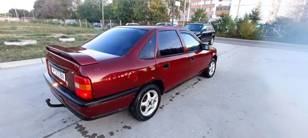 Opel Vectra 1993 год Тирасполь Тирасполь - изображение 4