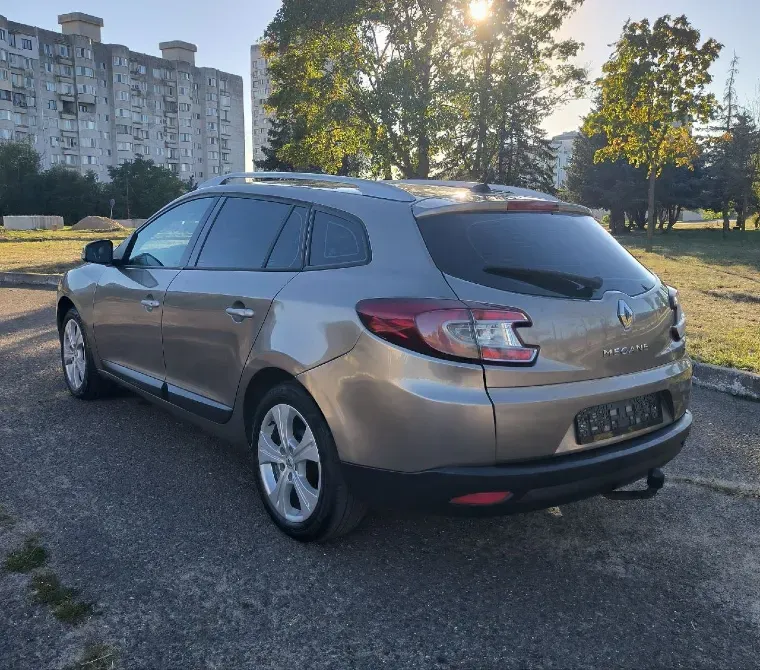 Toyota Avensis 2012 год Тирасполь Тирасполь - изображение 3