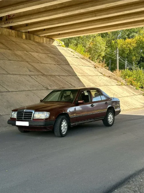 Mercedes E-Class 1987 год Рыбница Рыбница - изображение 1