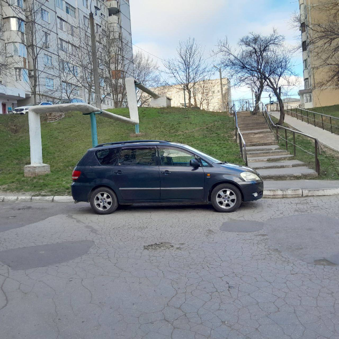 Toyota Avensis Verso 2002 год Тирасполь Тирасполь - изображение 3