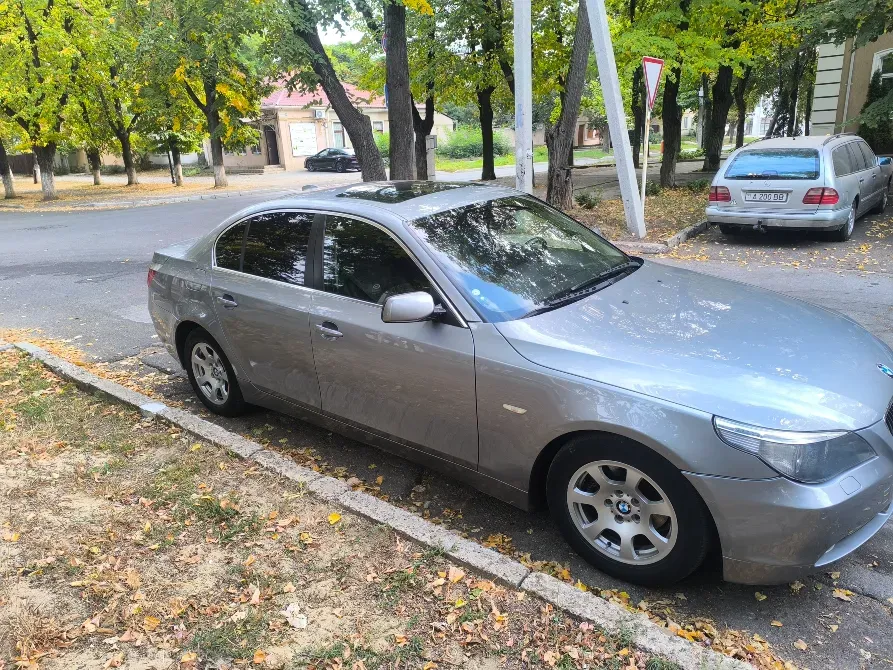 BMW 5 Series 2006 год Бендеры Bender - fotografie 3