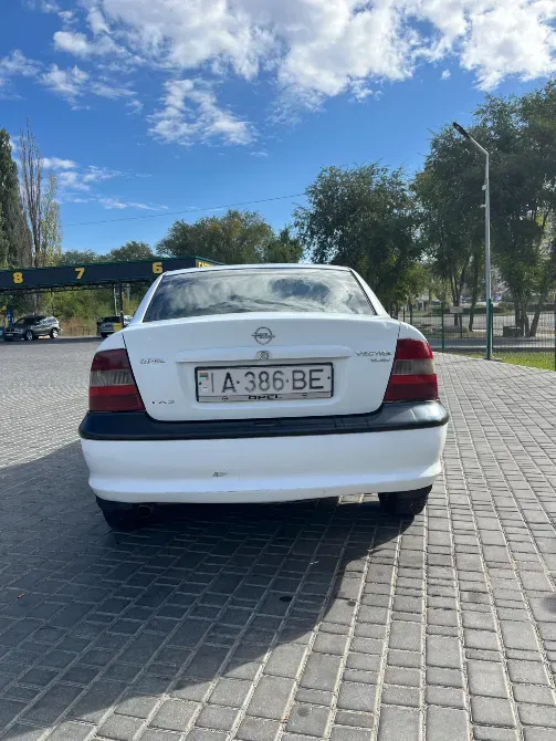 Opel Vectra 1996 год Тирасполь Tiraspol - fotografie 6