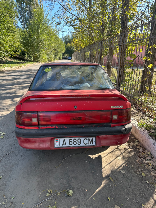 Mazda 323 1993 год Тирасполь Тирасполь - изображение 2
